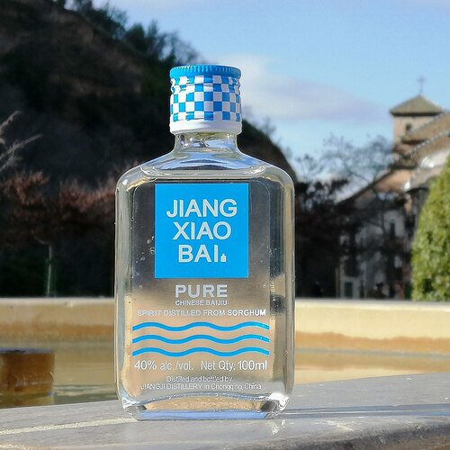 장샤오바이 (Jiangxiaobai)