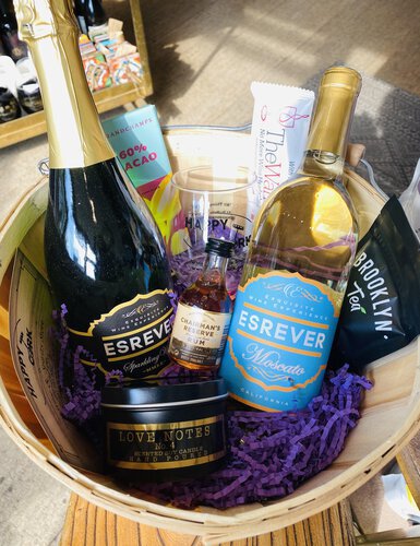 Celebration Esrever 2 Bottle Gift Basket