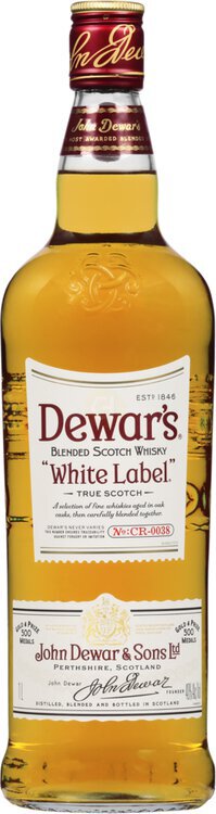Dewar's        JOHNNIE  WAＬKER Johnnie Walker vs. Dewar's Scotch Explained: The Differences