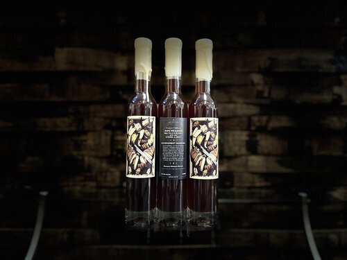 Pips Meadery Banana Walnut Bread Banana Mead with Maple Syrup and Walnuts